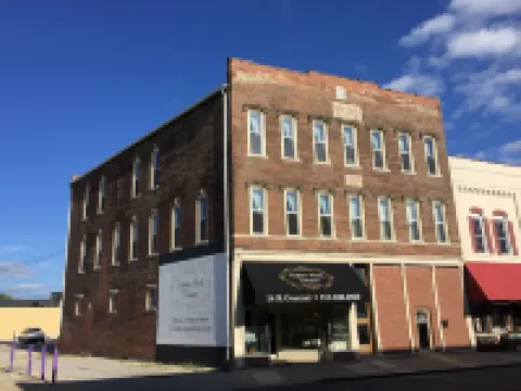 Eighteen-Ninety Sleepover Hotels in Casey