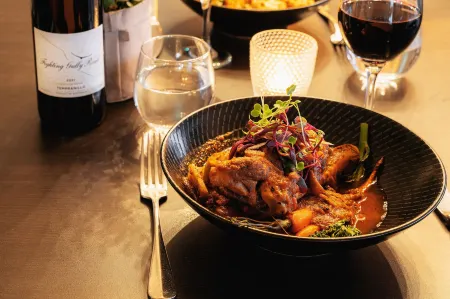 Mercure Albury Отели рядом с достопримечательностью «Albury Town Hall»