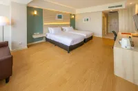 The Farm House Hotel Ranong - balcony