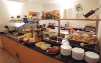 Hotel Nederland - Breakfast