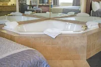 The Stone Castle Hotel & Conference Center - Kylpyammeita