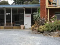Somerset Caravan Park Hotels in Wynyard