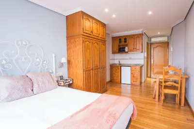 Apartamentos Alda Porta do Sol Hotels in Віґо