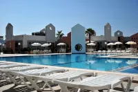 The St. George’s Park Hotel - Rooftop Pools