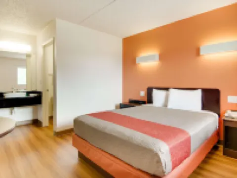 Motel 6 Salina, KS Hotels in Salina