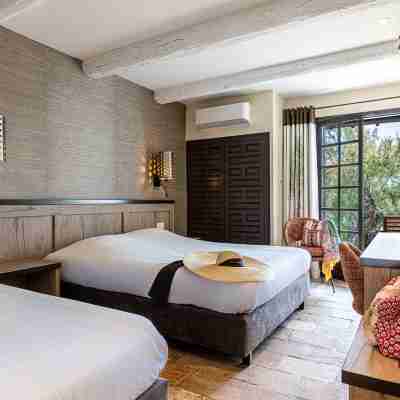 Les Bains Gardians Rooms