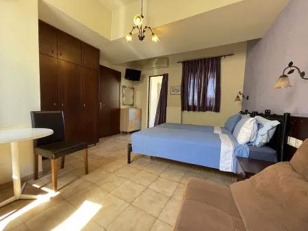 Minos Pension Отели рядом с достопримечательностью «Anthony Quinn Bay»