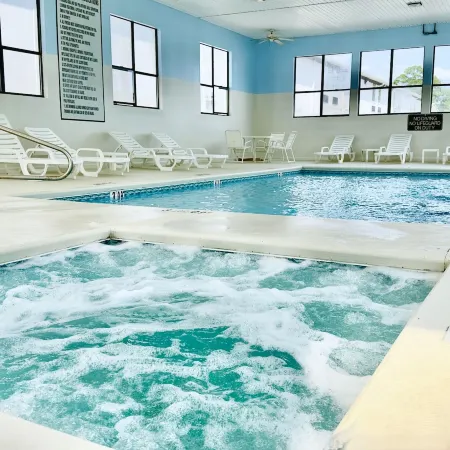 Clarion Pointe Vidalia - Lyons West