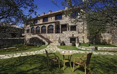 Hotel Rural & Spa Los Ánades فنادق في Abanades
