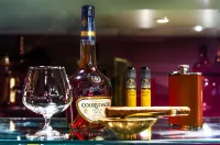 Nobila Airport Hotel - bar