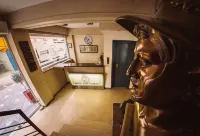 호텔 킹 피로스