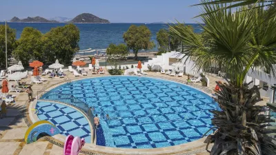 ييلكين ماندالينسي سبا آند ويلنيس هوتل - شامل جميع الخدمات Hotels near Şevket Sabancı Parkı