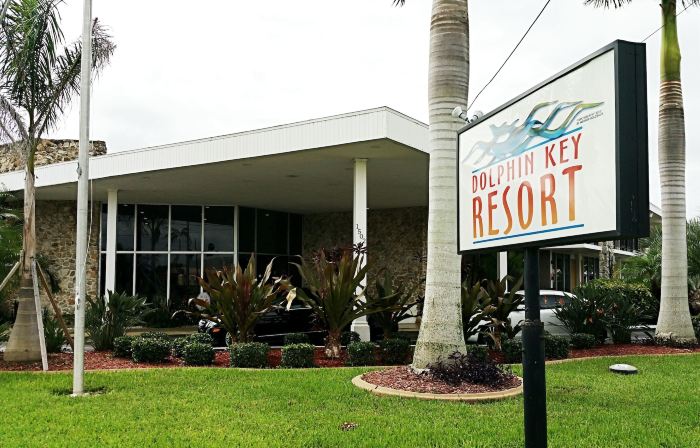 Dolphin Key Resort - Cape Coral