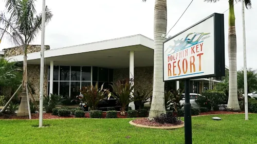 Dolphin Key Resort - Cape Coral Hotels in Cape Coral