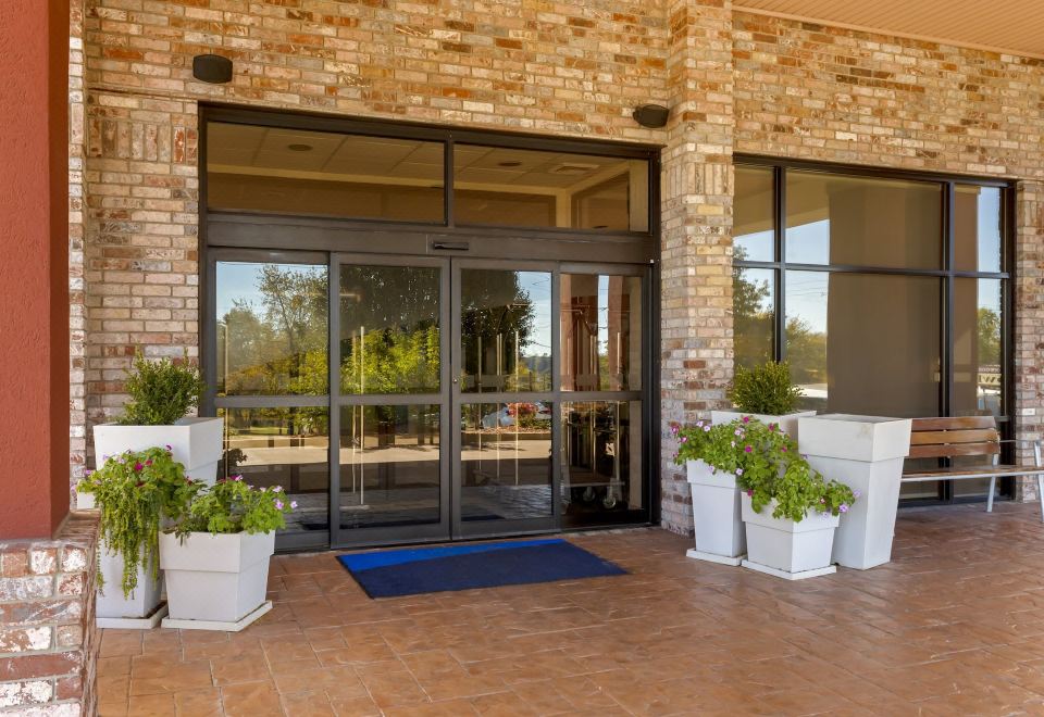 홀리데이 인 수영장 시설