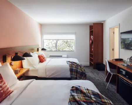 ザ ロングリーフ ホテル ローリーのホテル