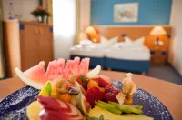 Schmelmer Hof Hotel & Resort - breakfast