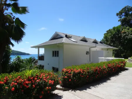 Sailfish Beach Villas Отели рядом с достопримечательностью «Майя Бич»