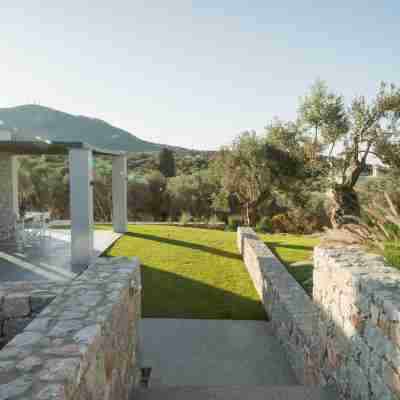 Elies Residences Hotel Exterior