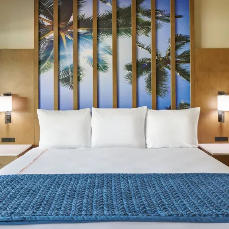 Kauai Shores Hotel