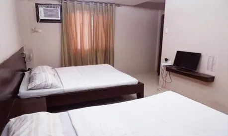 Hidden Pearl Hotel (Janus Luxury Suites)