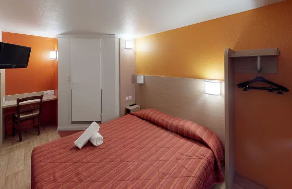 康佈雷坡維爾普瑞米爾經典酒店