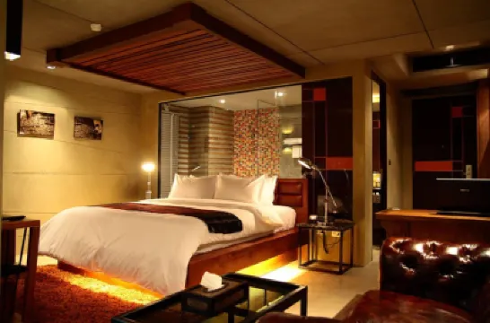 โรงแรมเดอะ ฟิวชั่น สวีท โรงแรมใกล้อโศก