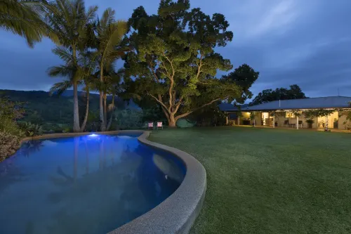 Hillcrest Mountain View Retreat Hotels in Murwillumbah