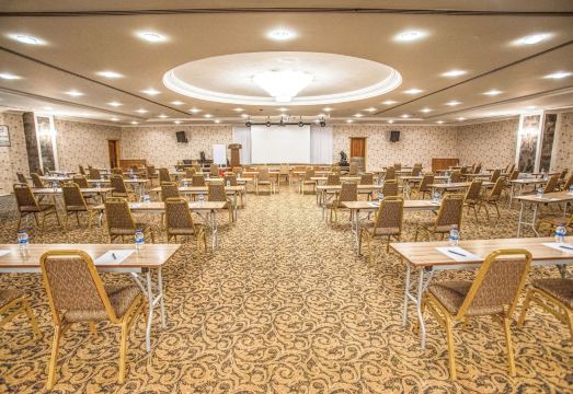 The Green Park Hotel Merter Hotel Overview