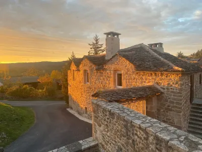 Les Caselles, Gîte et Maison d'hôtes Hotels in Aveyron