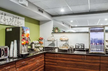 Sleep Inn & Suites Отели в г. Бенсалем