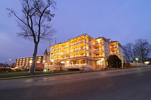 Bella Vista Suites Lake Geneva Hotels in Lake Geneva