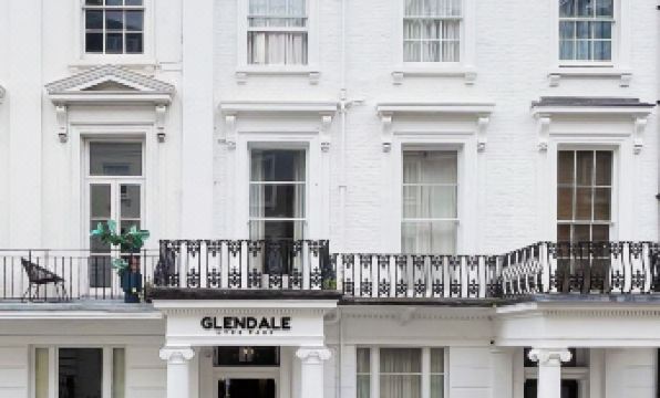 Glendale Hyde Park Hotel