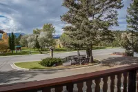 Gables Motel