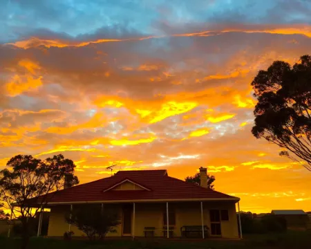Bendleby Ranges Hotels in Orroroo