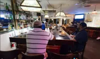 Bell Channel Inn Hotel - bar