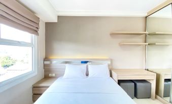 Cozy and Clean 1Br Apartment at Parahyangan Residence