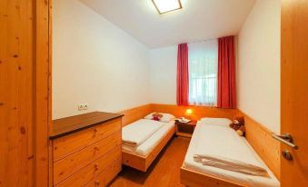 Apartment in Dolomites with Pool Access