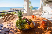 Sea Front Apartment 5 Beds with Balcony 250 Meters from the Beach