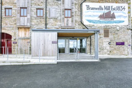 Premier Inn Penzance Отели рядом с достопримечательностью «Penlee House Gallery & Museum»