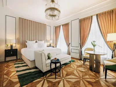 The Burman Hotel Отели рядом с достопримечательностью «Александро-Невский собор»