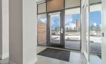 Meadowvale Apartment Hotel