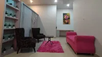 Hayak Tamara Syariah Hotel - 2-Star