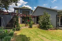 The Urban Sanctuary Boutique Hotel & Retreat