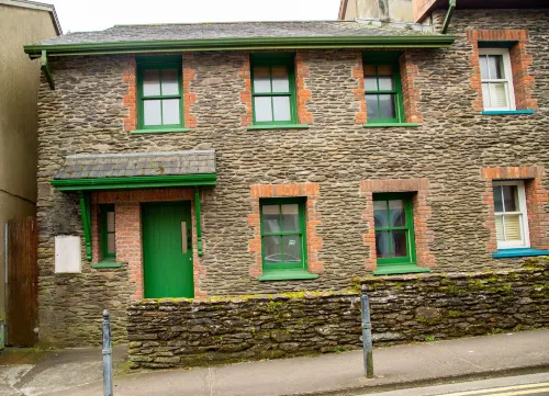 Dingle Town Holiday Home by Trident Holiday Homes Hotels in Dingle
