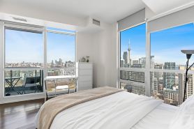 Toronto Waterfront Stay