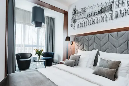 Focus Hotel Premium Kraków Отели рядом с достопримечательностью «Галерея польского искусства XIX века»