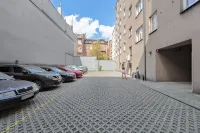 Esperanto Home - parking