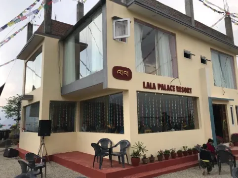 Lala Palace Resort Hotels in Dhunkharka
