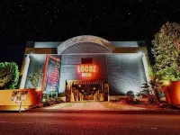 HOTEL LOCOZ MAUI Hotels in Honjō